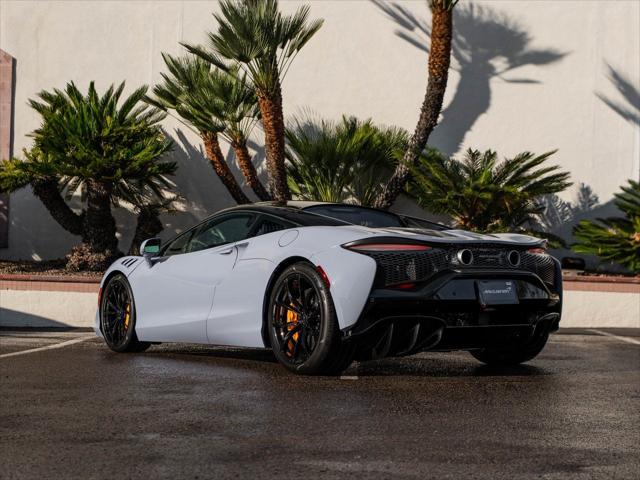 2026 McLaren Artura Unknown