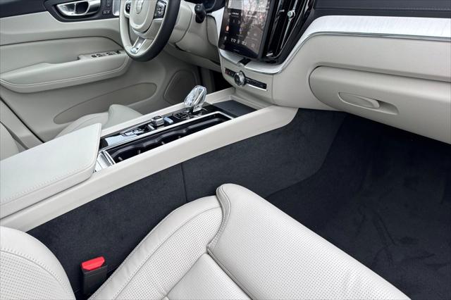 2026 Volvo XC60 B5 Ultra