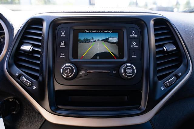 2017 Jeep Cherokee Sport FWD