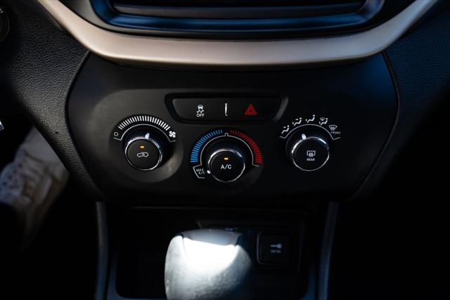 2017 Jeep Cherokee Sport FWD