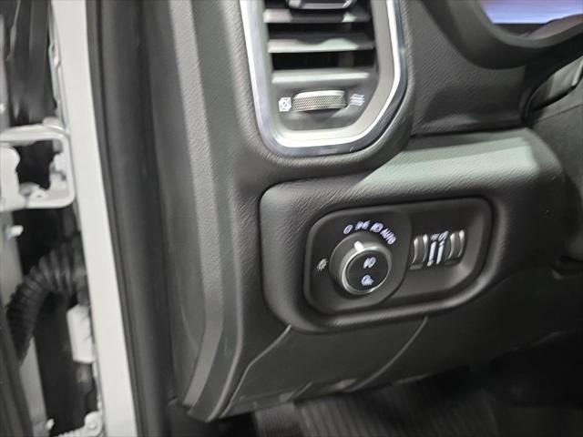 2026 Ram 3500 Laramie Crew Cab 4x4 8' Box