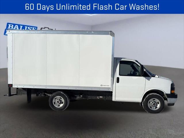 2025 GMC Savana Cutaway Work Van