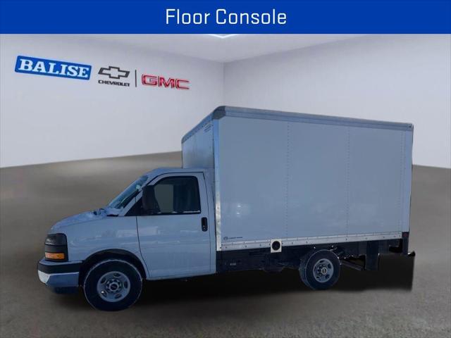 2025 GMC Savana Cutaway Work Van