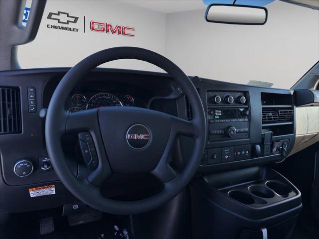 2025 GMC Savana Cutaway Work Van
