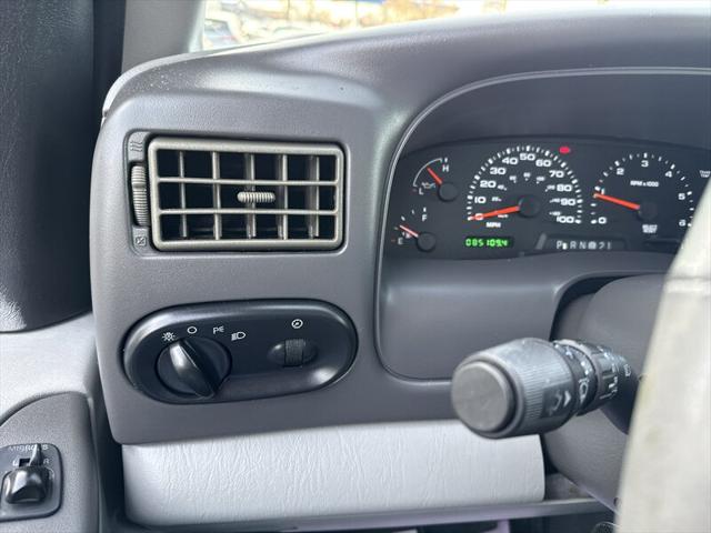 2003 Ford Excursion XLT