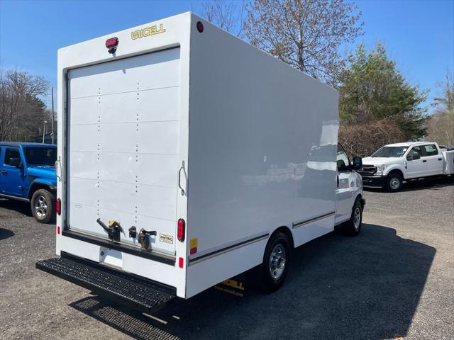 2021 GMC Savana Cutaway Work Van