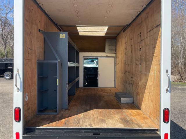 2021 GMC Savana Cutaway Work Van