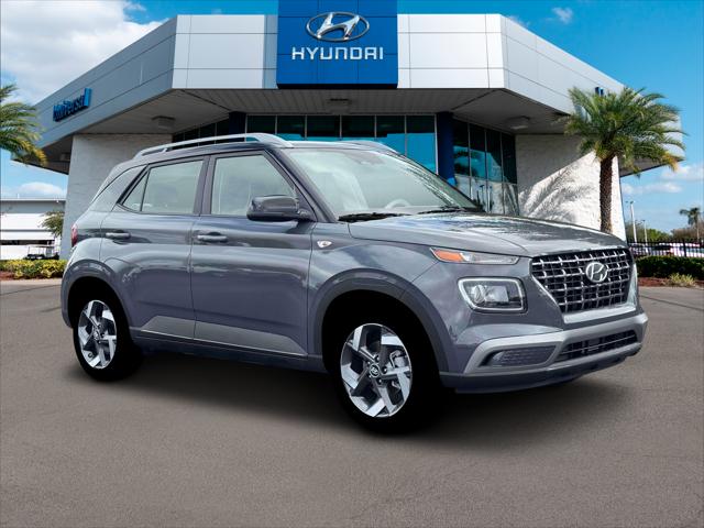 2026 Hyundai Venue SEL w/Two-Tone Roof