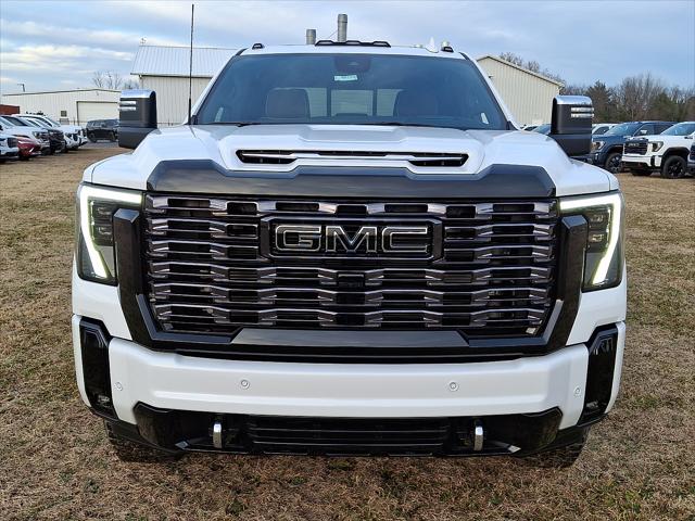 2026 GMC Sierra 2500HD Crew Cab, Standard Bed, Denali Ultimate, 4WD