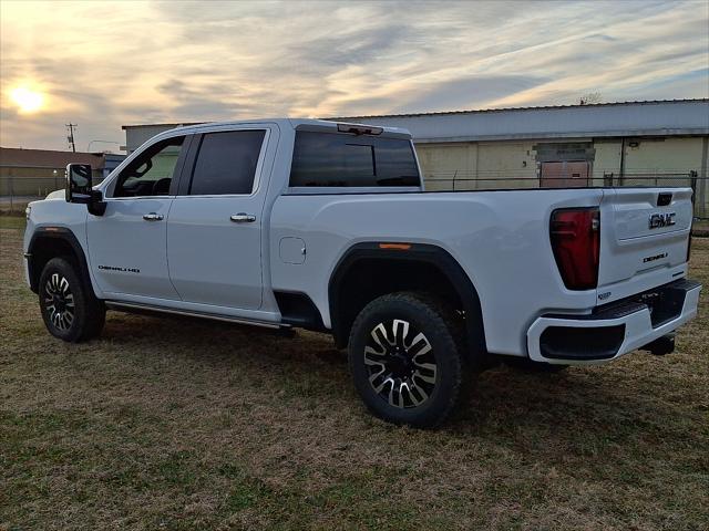 2026 GMC Sierra 2500HD Crew Cab, Standard Bed, Denali Ultimate, 4WD