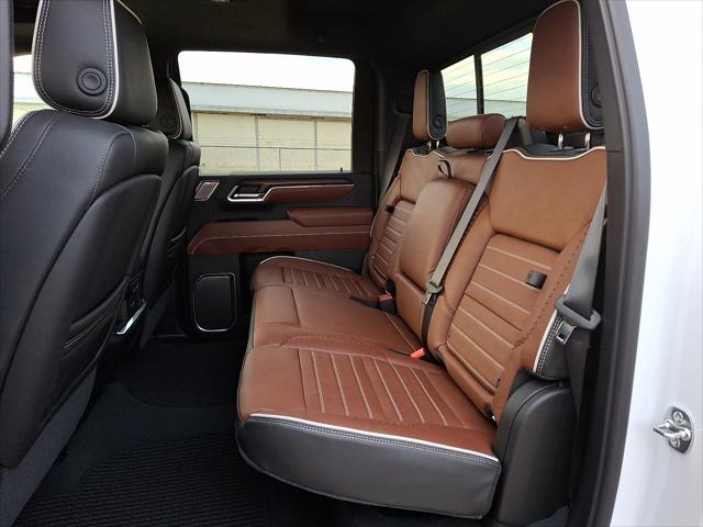 2026 GMC Sierra 2500HD Crew Cab, Standard Bed, Denali Ultimate, 4WD