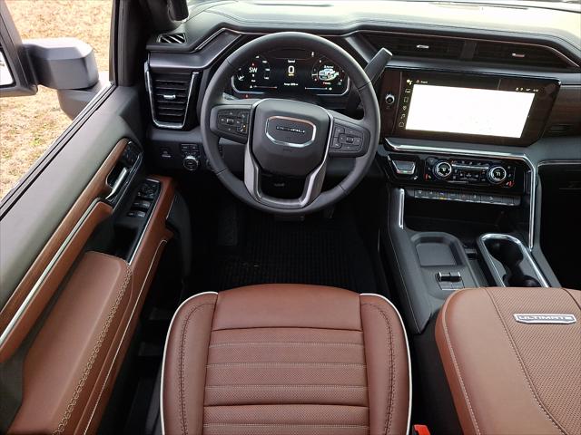 2026 GMC Sierra 2500HD Crew Cab, Standard Bed, Denali Ultimate, 4WD