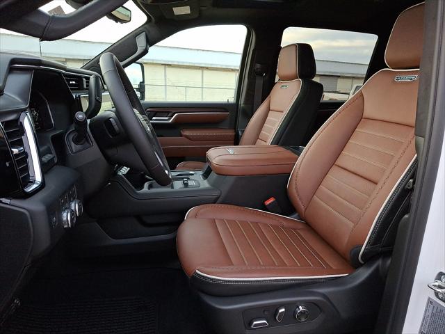 2026 GMC Sierra 2500HD Crew Cab, Standard Bed, Denali Ultimate, 4WD