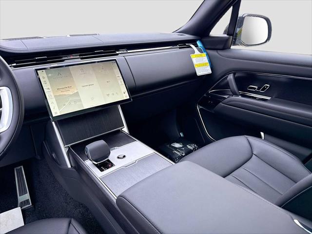 2026 Land Rover Range Rover P530 SE