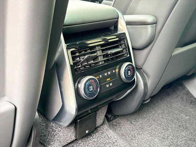 2026 Land Rover Range Rover P530 SE