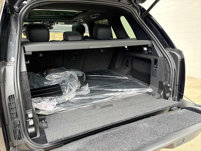 2026 Land Rover Range Rover P530 SE