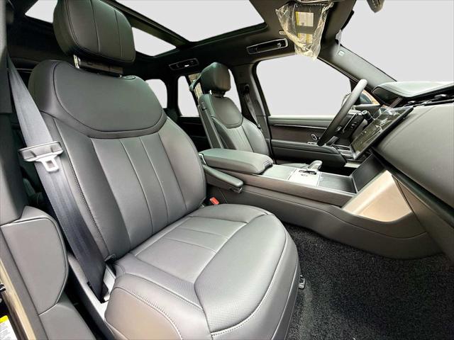 2026 Land Rover Range Rover P530 SE