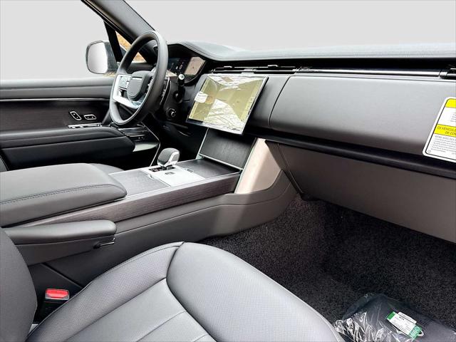 2026 Land Rover Range Rover P530 SE