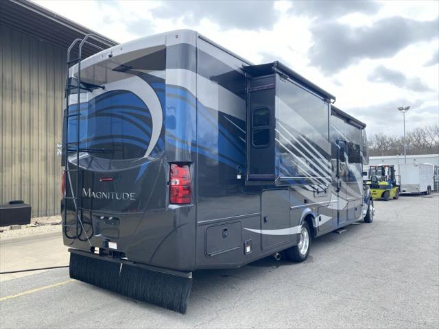 2021 Ford F-550 XLT