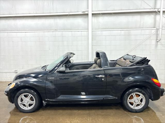 Used 2005 Chrysler PT Cruiser For Sale in Wilmington, OH