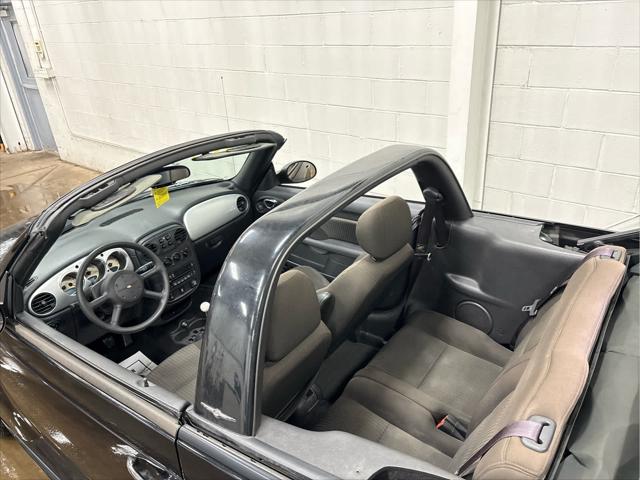 Used 2005 Chrysler PT Cruiser For Sale in Wilmington, OH