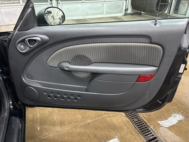 Used 2005 Chrysler PT Cruiser For Sale in Wilmington, OH