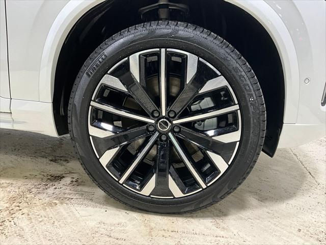 2026 Volvo XC90 Plug-In Hybrid Ultra, T8 AWD, Electric/Gasoline, Bright, 7 Seats