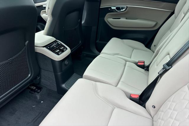 2026 Volvo XC90 Plug-In Hybrid Plus, T8 AWD, Electric/Gasoline, Bright, 7 Seats