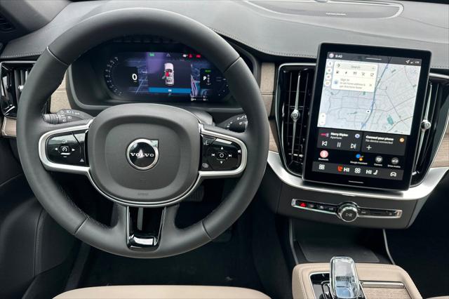 2026 Volvo XC90 Plug-In Hybrid Plus, T8 AWD, Electric/Gasoline, Bright, 7 Seats