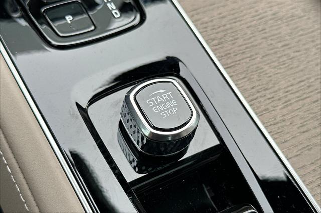 2026 Volvo XC90 Plug-In Hybrid Plus, T8 AWD, Electric/Gasoline, Bright, 7 Seats