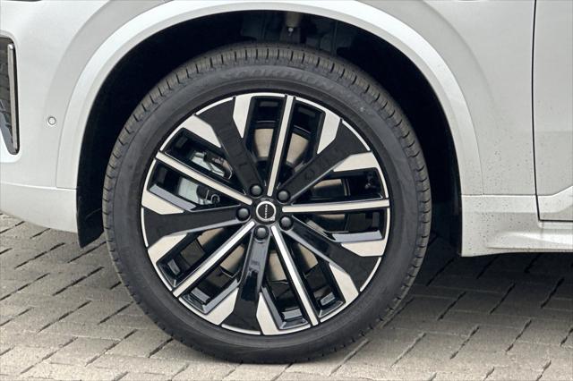2026 Volvo XC90 Plug-In Hybrid Plus, T8 AWD, Electric/Gasoline, Bright, 7 Seats