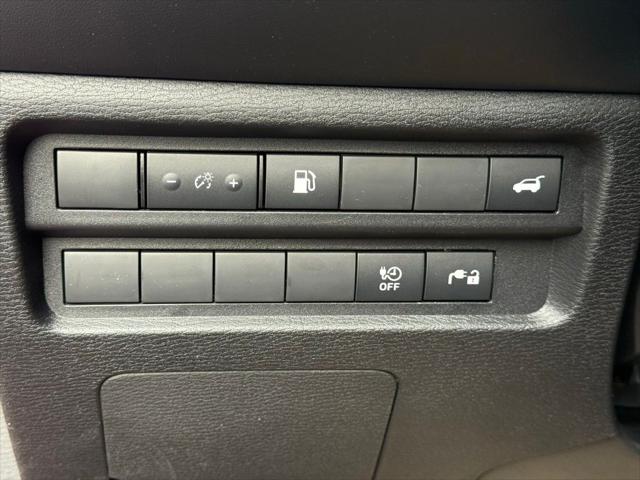 2025 Mitsubishi Outlander PHEV SE S-AWC