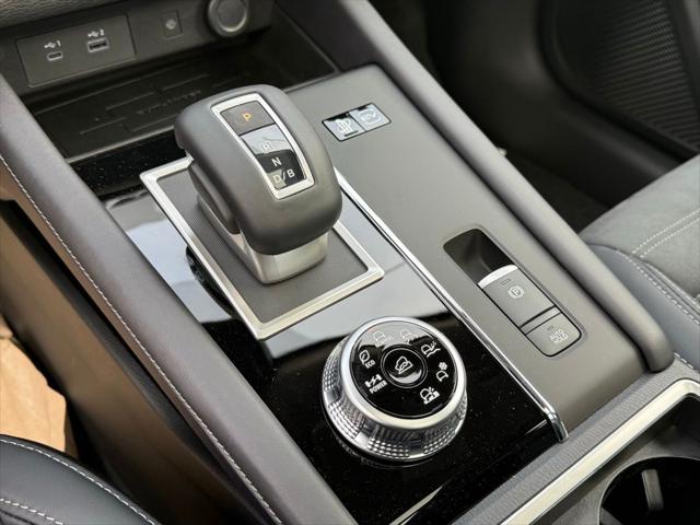2025 Mitsubishi Outlander PHEV SE S-AWC