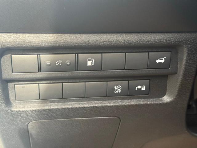 2025 Mitsubishi Outlander PHEV SE S-AWC