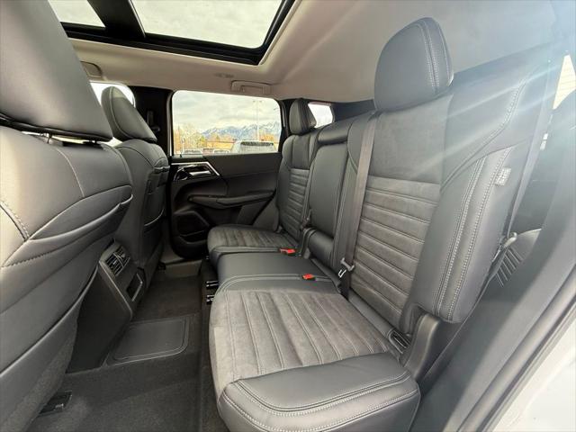 2025 Mitsubishi Outlander PHEV SE S-AWC