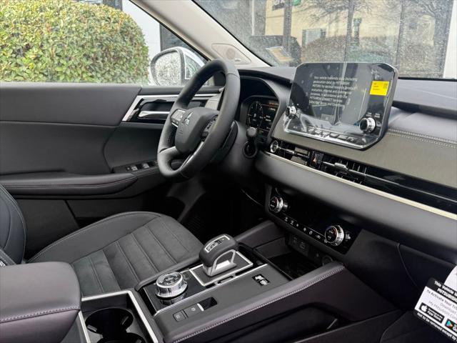2025 Mitsubishi Outlander PHEV SE S-AWC