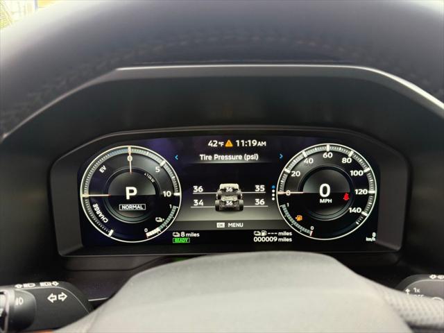2025 Mitsubishi Outlander PHEV SEL S-AWC