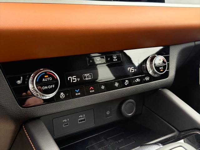 2025 Mitsubishi Outlander PHEV SEL S-AWC