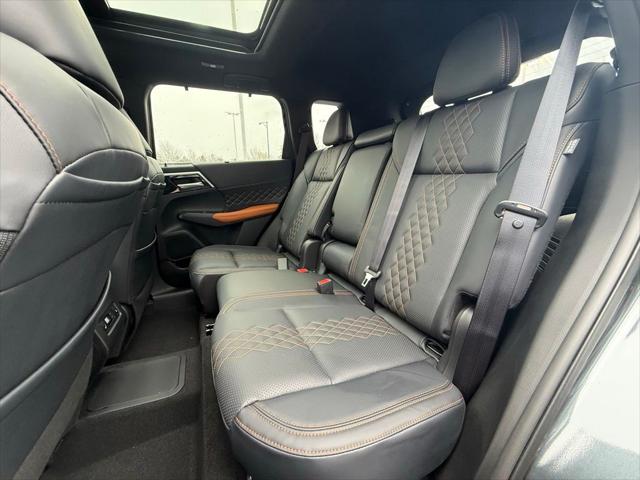 2025 Mitsubishi Outlander PHEV SEL S-AWC