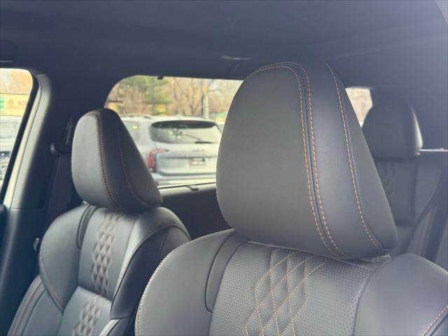 2025 Mitsubishi Outlander PHEV SEL S-AWC