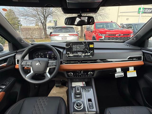 2025 Mitsubishi Outlander PHEV SEL S-AWC