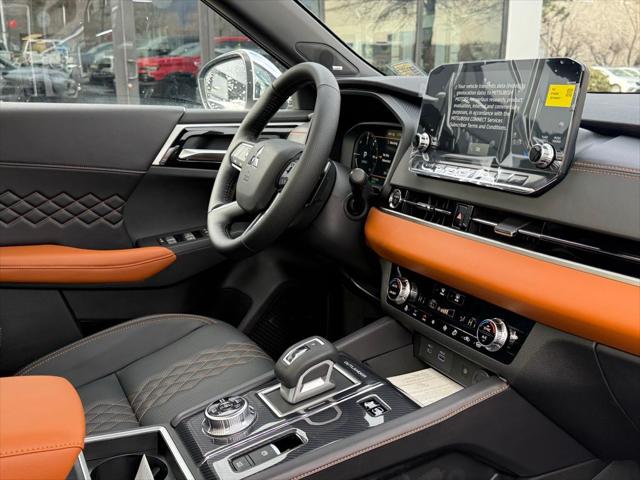 2025 Mitsubishi Outlander PHEV SEL S-AWC