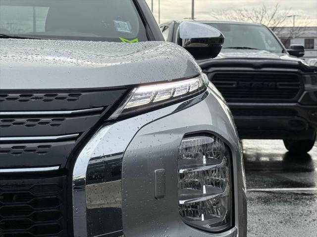 2025 Mitsubishi Outlander PHEV SEL S-AWC