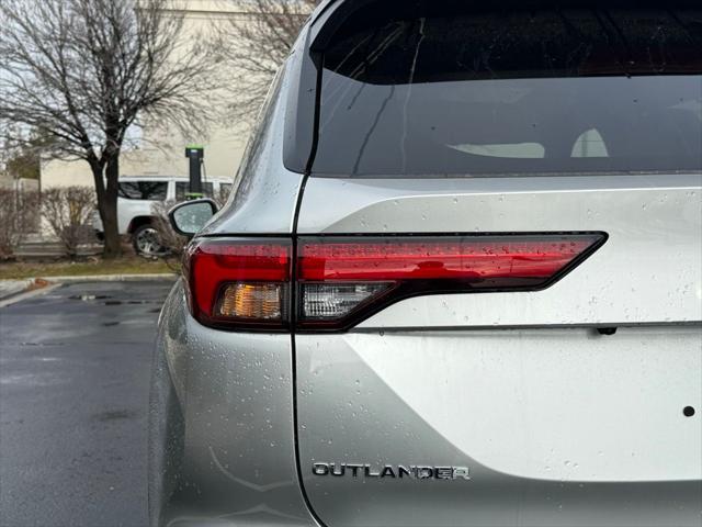 2025 Mitsubishi Outlander PHEV SEL S-AWC
