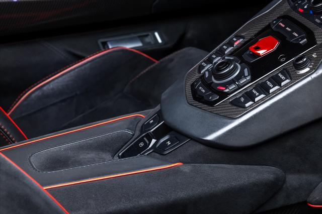 2017 Lamborghini Aventador LP750-4 Superveloce