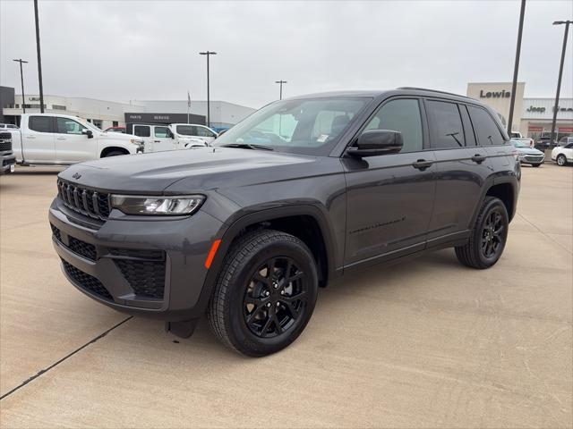 2026 Jeep Grand Cherokee Altitude 4x4