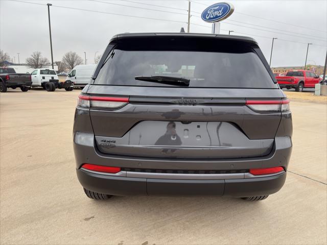2026 Jeep Grand Cherokee Altitude 4x4