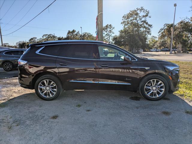 2022 Buick Enclave FWD Avenir