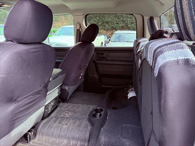 2021 RAM 1500 Classic Tradesman Crew Cab 4x4 57 Box