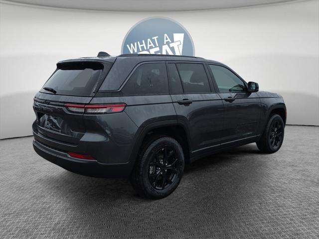 2026 Jeep Grand Cherokee GRAND CHEROKEE LAREDO ALTITUDE 4X4 2026 Jeep Grand Cherokee GRAND CHEROKEE LAREDO ALTITUDE 4X4